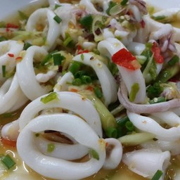 ปลาหมึกพริกมะนาว