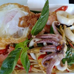 Seafood Basil Spaghetti + 1 Egg