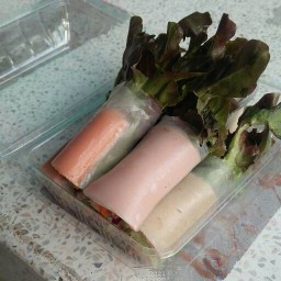 สลัดโรล3สาว