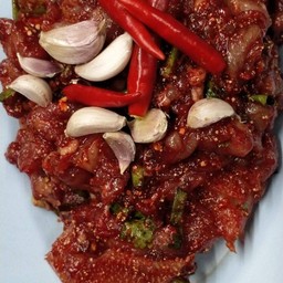 ก้อยเนื้อ(ดิบ)แบบขม/ไม่ขม