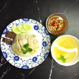 ข้าวมันไก่ตงเจริญ(ตลาดบางแค)