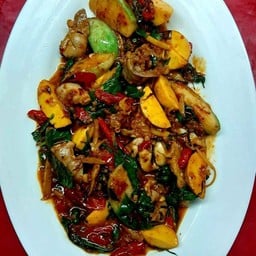 ผัดเผ็ดไข่อ่อน