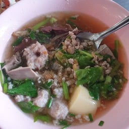 ต้มเลือดหมู