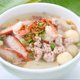 ก๋วยเตี๋ยวน้ำใสหมู