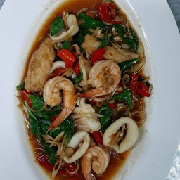 ผัดฉ่าทเล