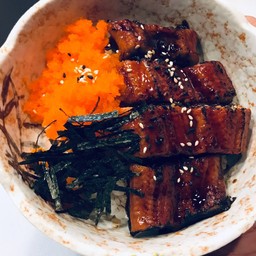 ข้าวหน้า ปลาไหลญี่ปุ่น+ไข่กุ้ง - BBQ Eel(unagi)+Smelt Roe Don