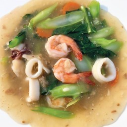 ราดหน้าทะเล กุ้ง ปลาหมึก