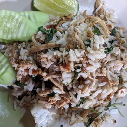 ข้าวผัดกระเพราไก่คลุก