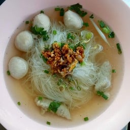 ก๋วยเตี๋ยวหมูองศา