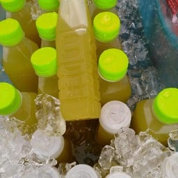 น้ำอ้อยลุงยุทธ (เจ้าเก่าตลาดพลู)