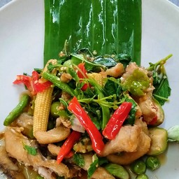 เนื้อปลากะพงผัดฉ่า