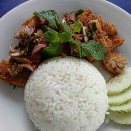มุ่ยโต อาหารตามสั่ง