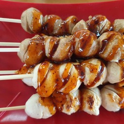 ลูกชิ้นปิ้งหมู