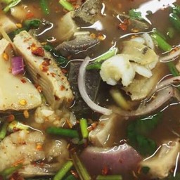 ต้มแซ่บเครื่องในวัว