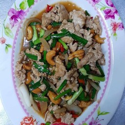 หมูผัดกระปิ