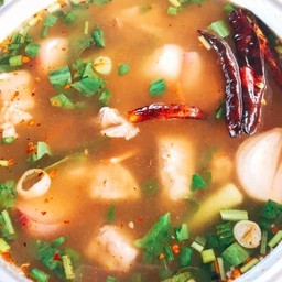 ต้มแซบหมู