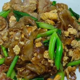 ผัดซีอิ๊วหมู