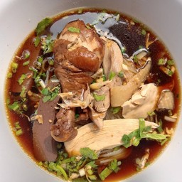 ก๋วยเตี๋ยวไก่มะระทาวน์อินทาวน์ซอย3