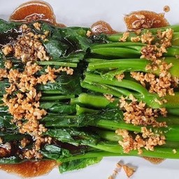 คะน้าฮ่องกงผัดน้ำมันหอย