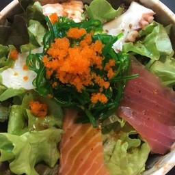 สลัดโตเกียว - Tokyo Salad