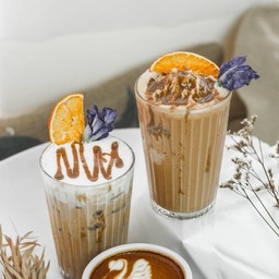 ชานมเย็น