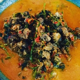 แกงคั่วหอยขม