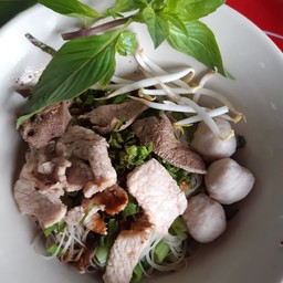 หมี่แห้ง