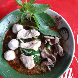 เกาเหลาน้ำตก