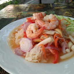 ยำเห็ดรวมกุ้งสด