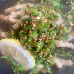 ลดพิเศษ เมื่อซื้อ ซุปเปอร์ตีนไก่ ชุดใหญ่ [เผ็ดมัธยม] ปกติราคา 195 บาท พิเศษเพียง 175  บาท