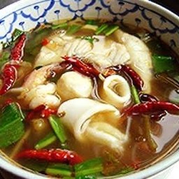ต้มโค้งกุ้ง-หมึก