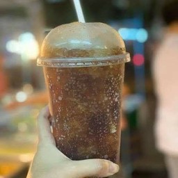 แฟนต้าน้ำแดงถัง