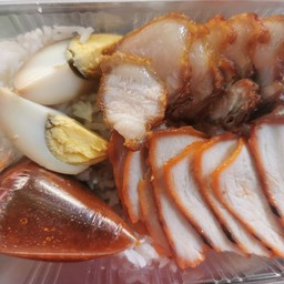 ข้าวหมูแดง-หมูกรอบ