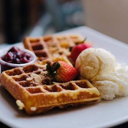 STRAWBERRY WAFFLE