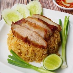 ข้าวผัดคอหมูย่าง