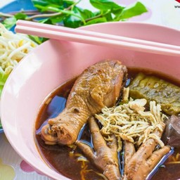 ประเสริฐก๋วยเตี๋ยวไก่มะระ  เทพารักษ์66