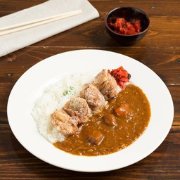 ข้าวแกงกะหรี่ไก่คาราอะเกะ