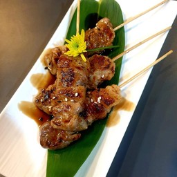 เนื้อย่างเสียบไม้