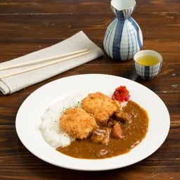 ข้าวแกงกะหรี่ปลาดอรี่ทอด