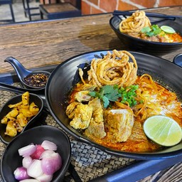 ข้าวซอยหมู