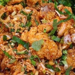 ยำไก่เเซ่บ(สายกลาง)