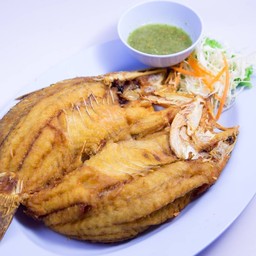 ปลากระพงทอดน้ำปลา