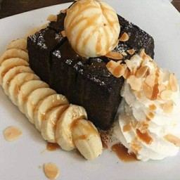 Banana Salted Caramel Black Toast