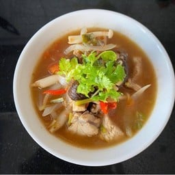 ต้มแซ่บกระดูกอ่อนหมู