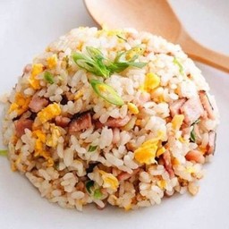 ข้าวผัดแฮม