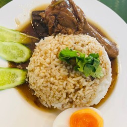 ข้าวหน้าเป็ดพะโล้รสเด็ด