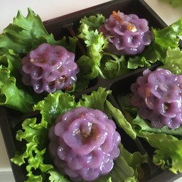 ปวีณ์มีความอร่อย