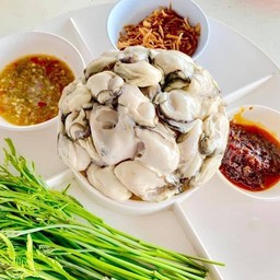 ชุดผักหอยนางรมทรงเครื่อง