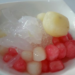 สามเกลอ