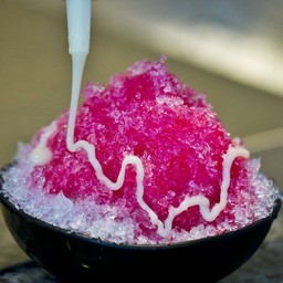 ลูกชิ้นทอด น้ำแข็งใสByน้องนิวเยียร์